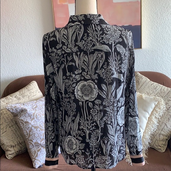 Tommy Hilfiger Button Up Blouse Size S - Picture 4 of 6